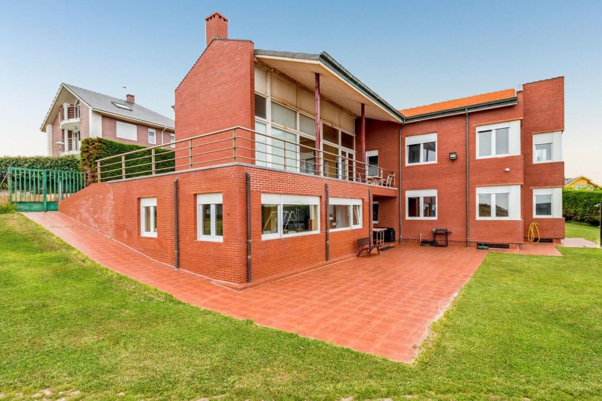Spacious House With Sea View In Liencres + Jacuzzi Zewnętrze zdjęcie